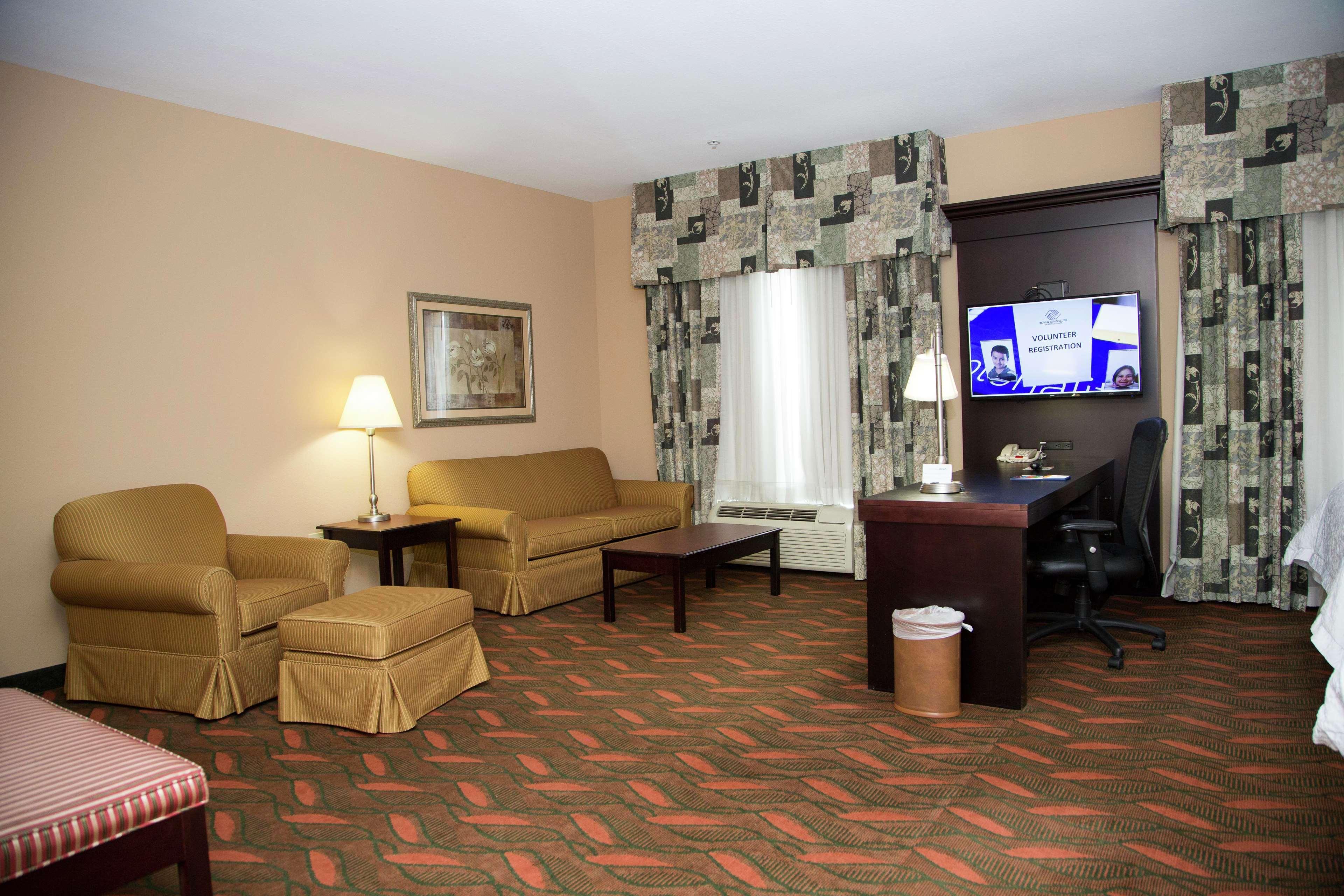Hampton Inn & Suites Houston Rosenberg Exterior photo