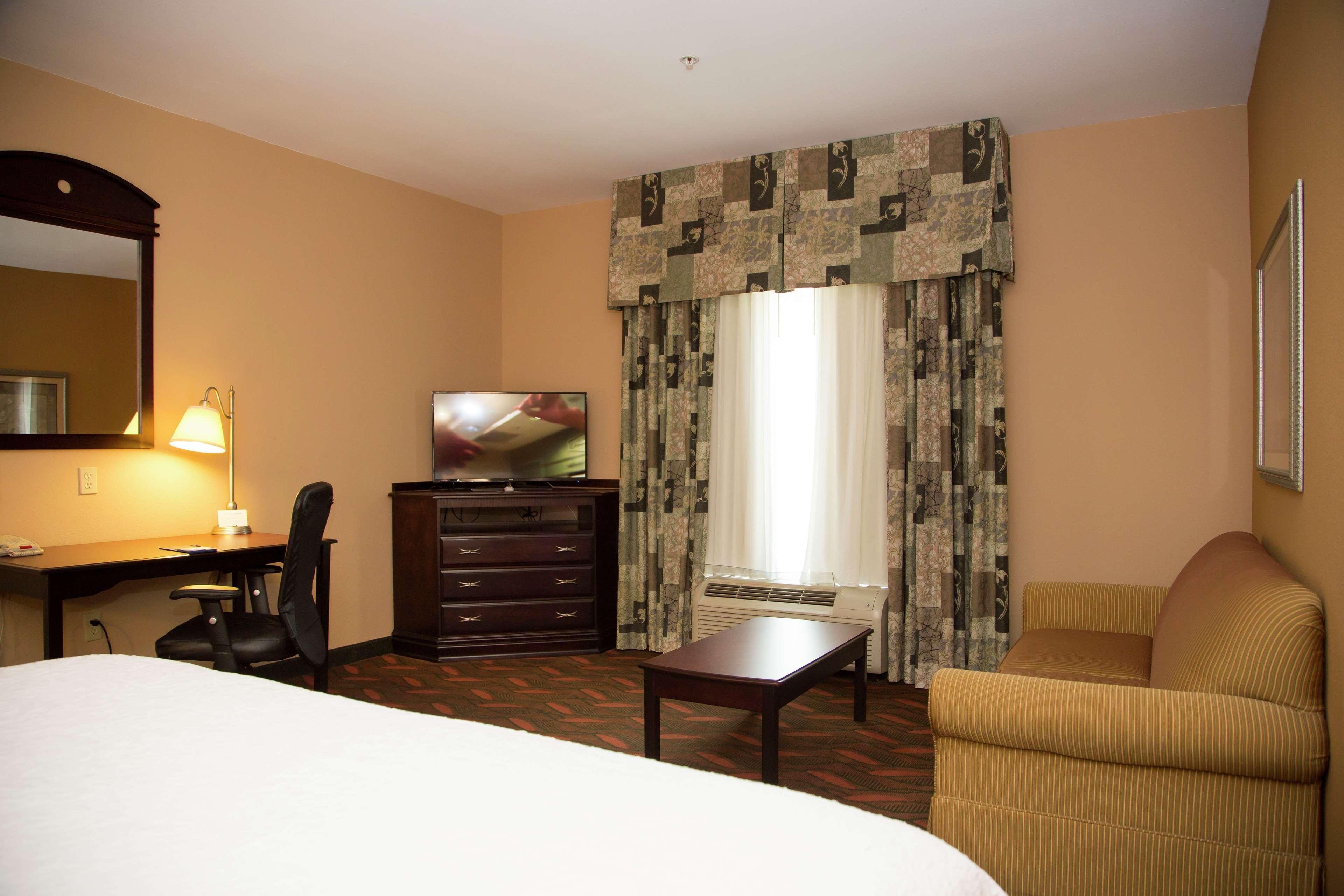 Hampton Inn & Suites Houston Rosenberg Exterior photo