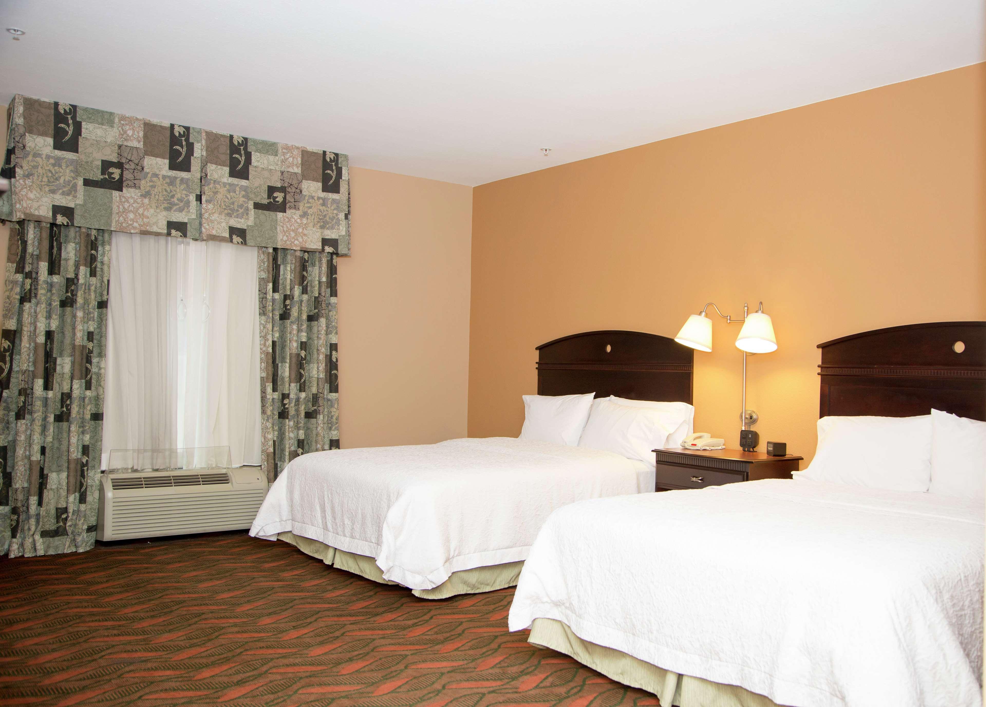 Hampton Inn & Suites Houston Rosenberg Exterior photo