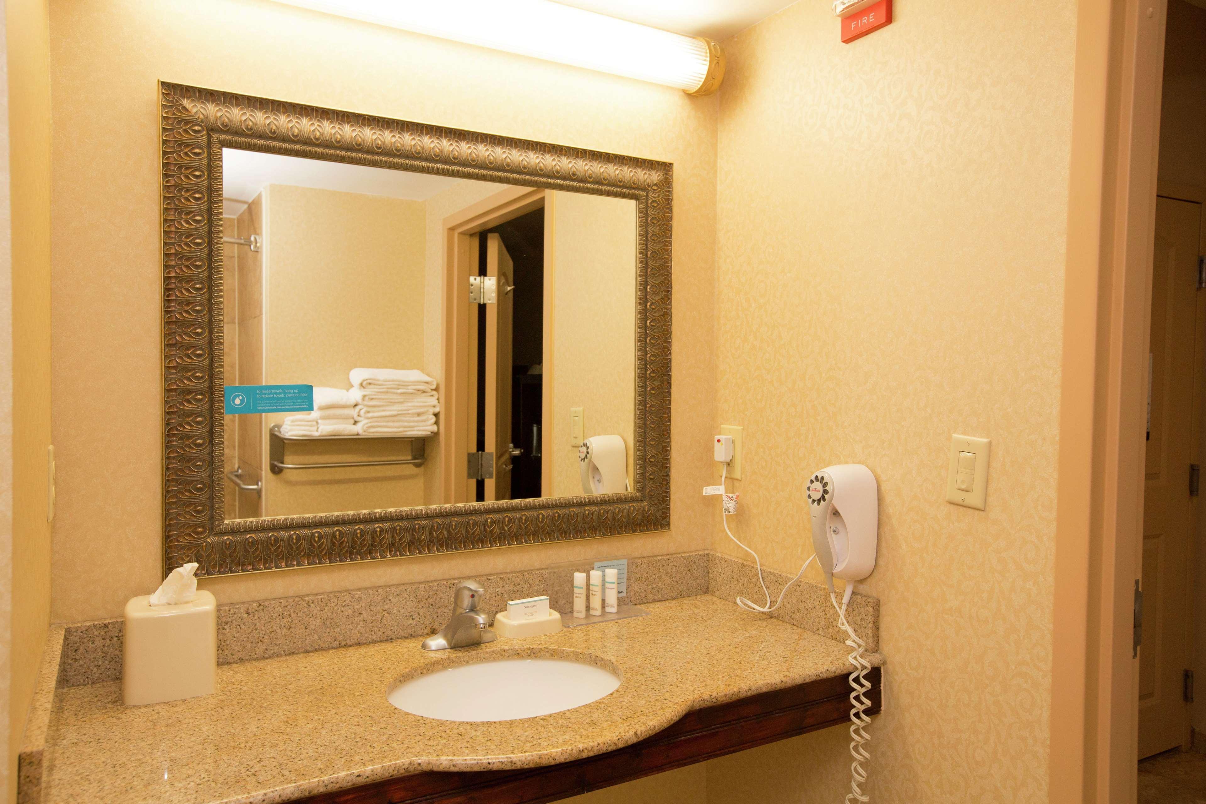 Hampton Inn & Suites Houston Rosenberg Exterior photo