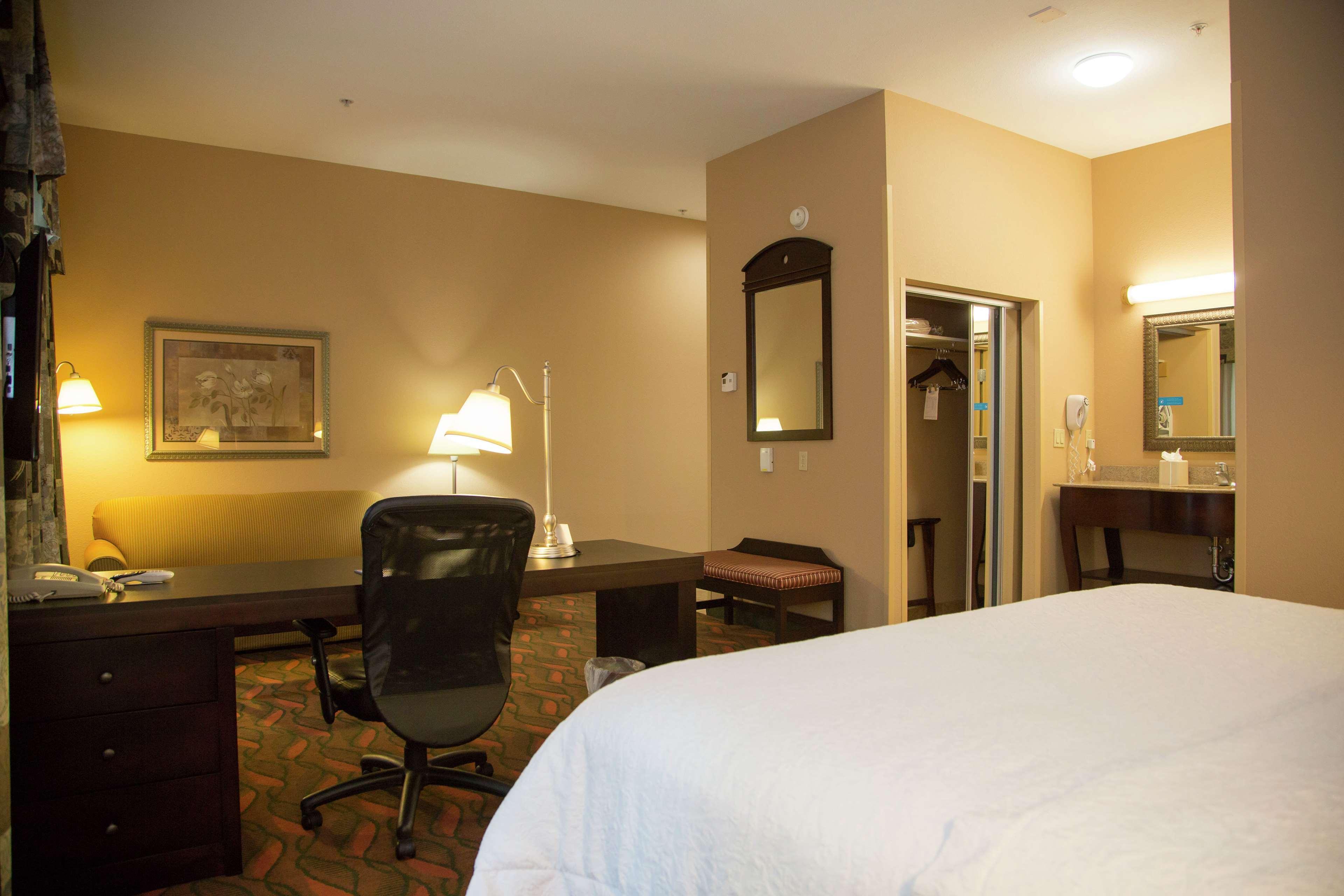 Hampton Inn & Suites Houston Rosenberg Exterior photo